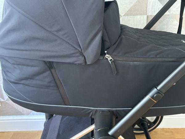 Cybex Priam Rose Gold Pushchair Pram 3in1 Deep Black - Image 4